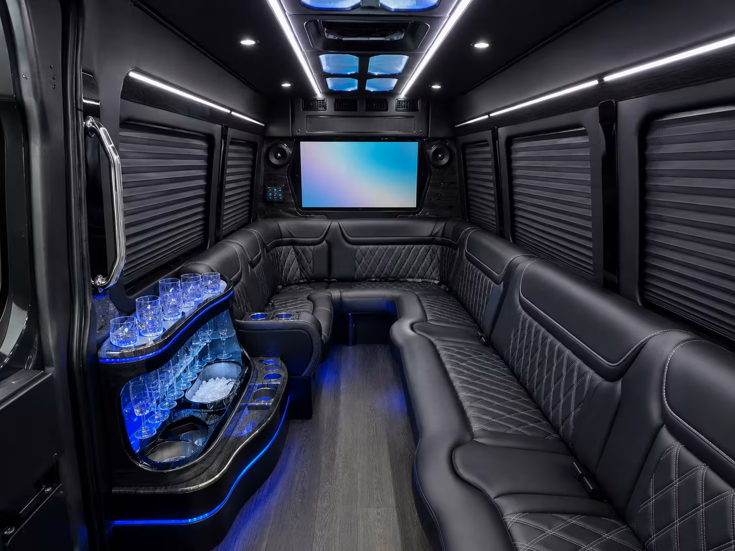 affordable kansas city prom transportation for every group size