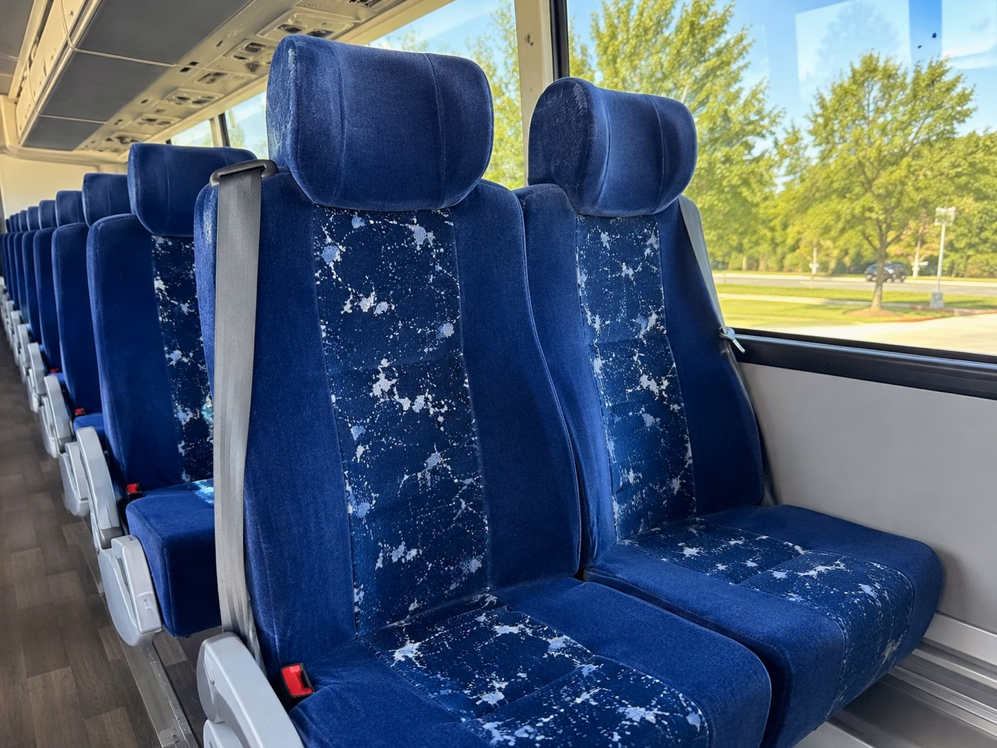 kansas city chiefs charter bus rentals to geha field at arrowhead