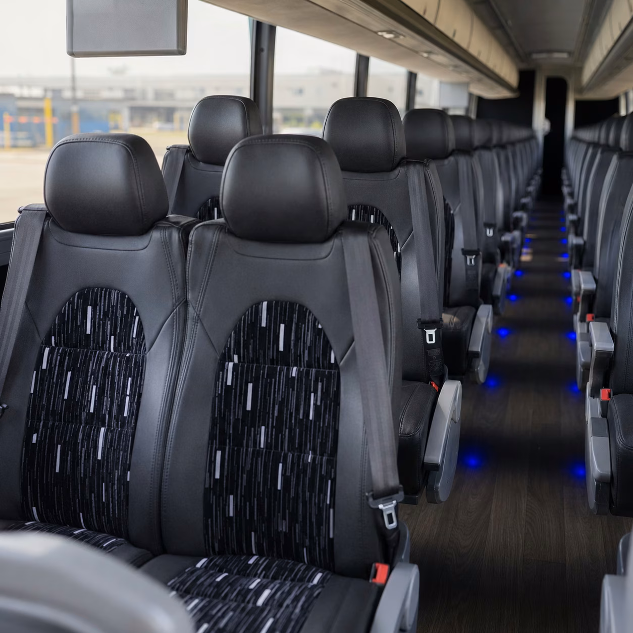 school field trip and group charter buses in kansas city